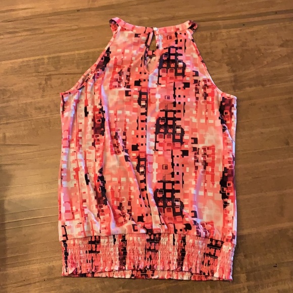 Ricki’s Keyhole Halter Top - Picture 2 of 6